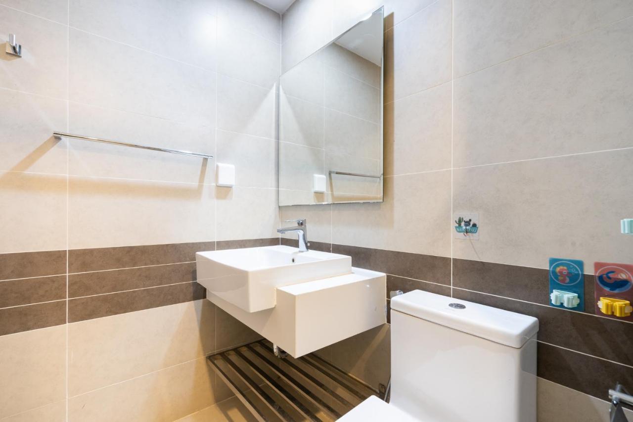 River Inn Apartment With Pool & Gym Thành Pho Ho Chí Minh Esterno foto